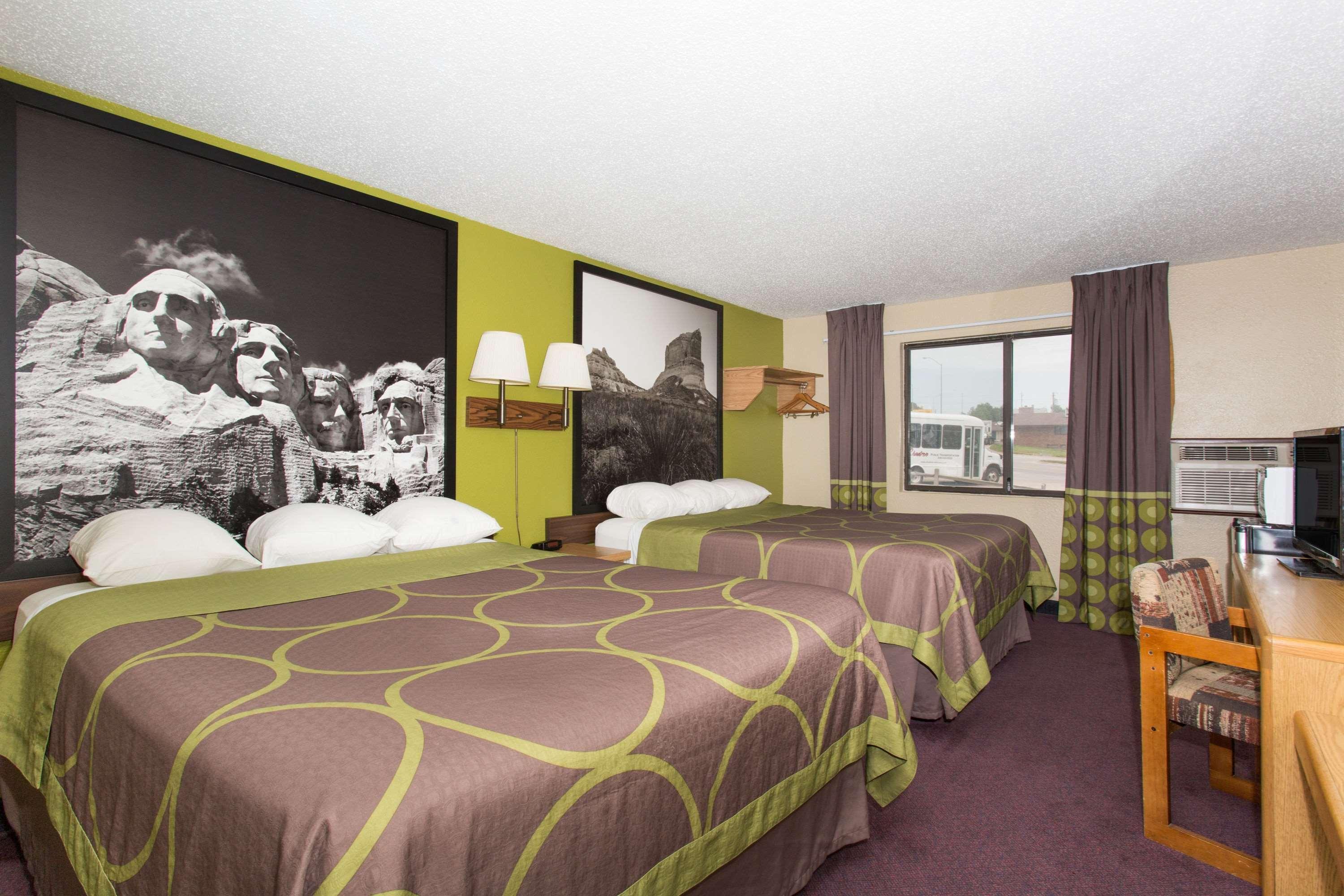 Hotel Super 8 By Wyndham Chadron Ne Exterior foto