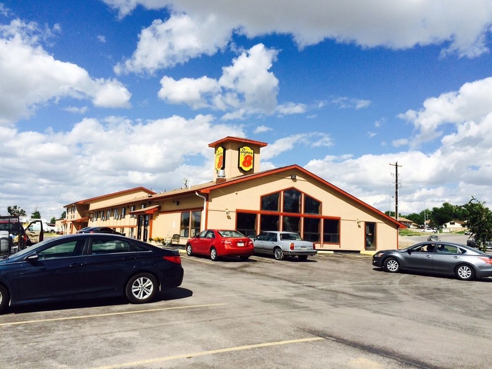 Hotel Super 8 By Wyndham Chadron Ne Exterior foto
