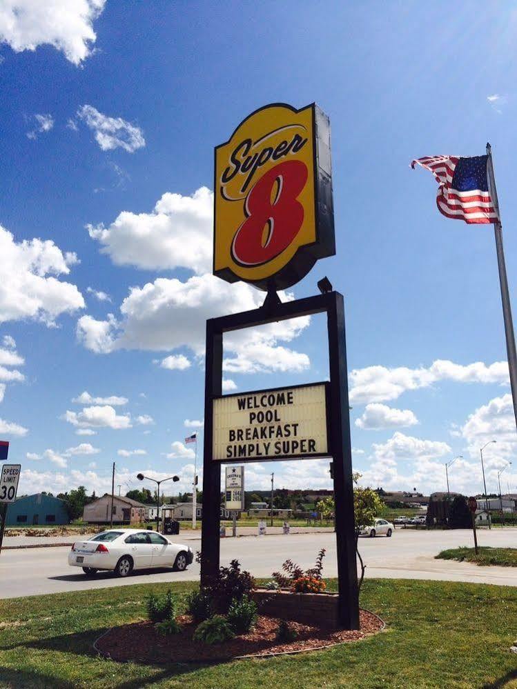 Hotel Super 8 By Wyndham Chadron Ne Exterior foto